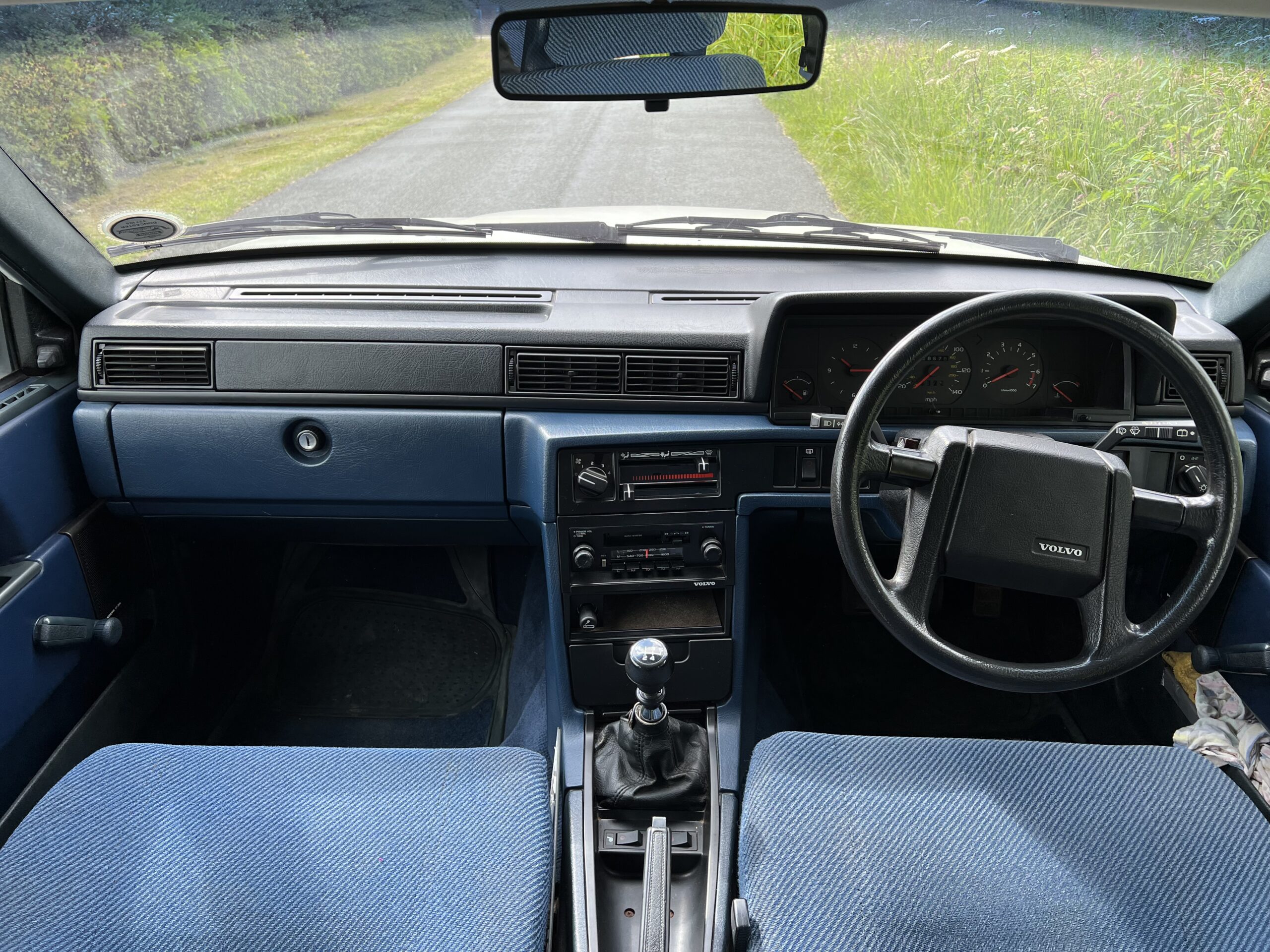 VOLVO 740 SE 5 SPEED MANUAL LONG MOT