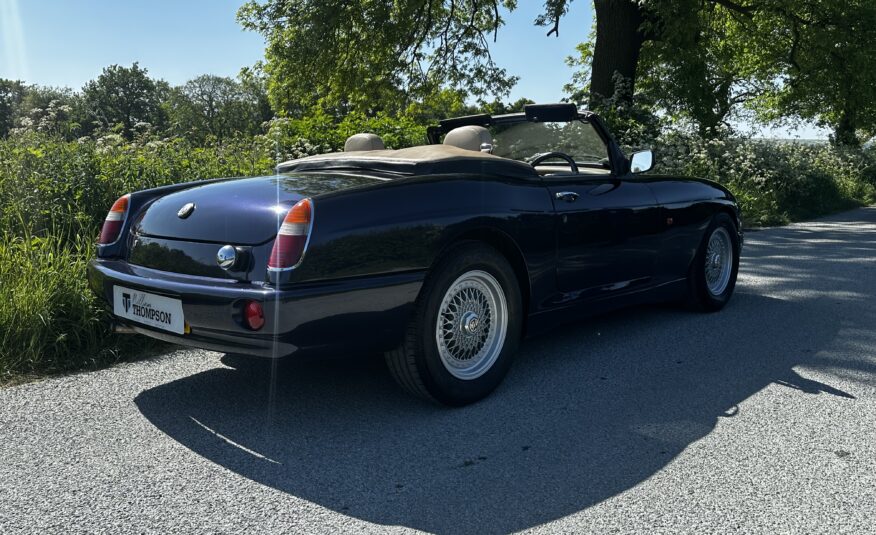 MG RV8 4.0 V8 OXFORD BLUE
