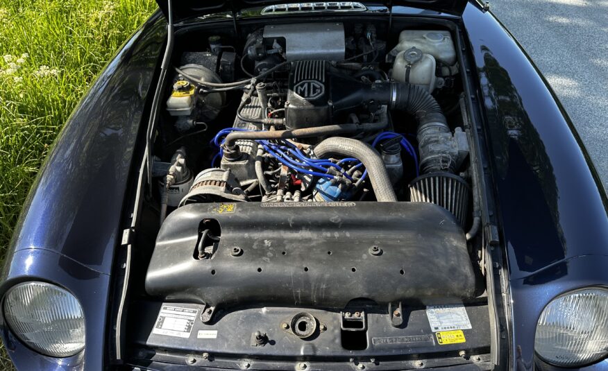 MG RV8 4.0 V8 OXFORD BLUE