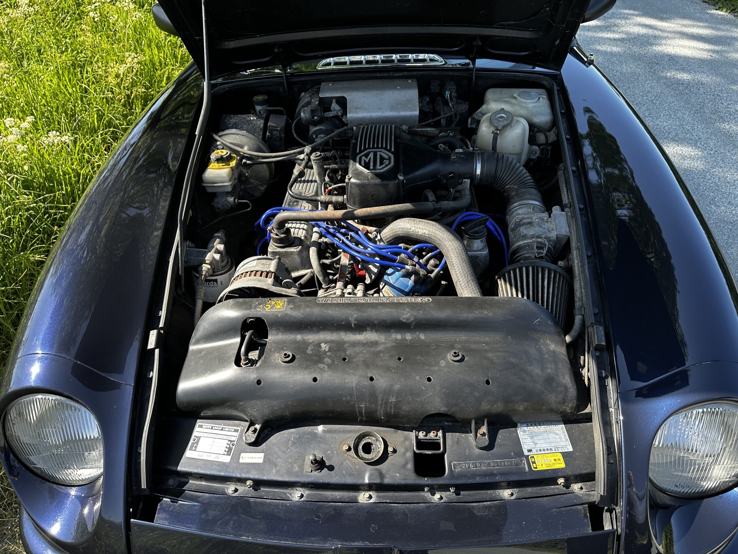 MG RV8 4.0 V8 OXFORD BLUE