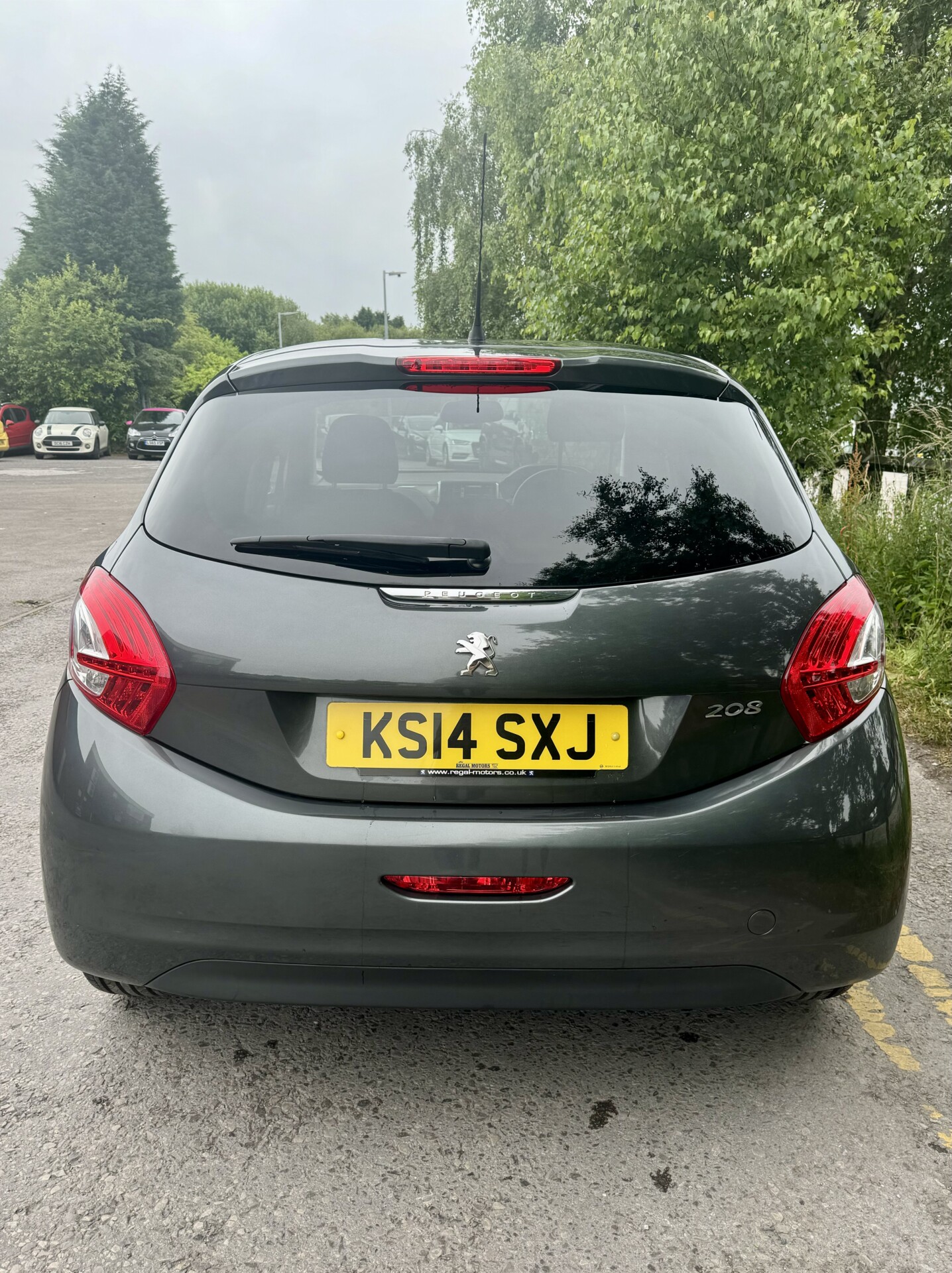 Peugeot 208