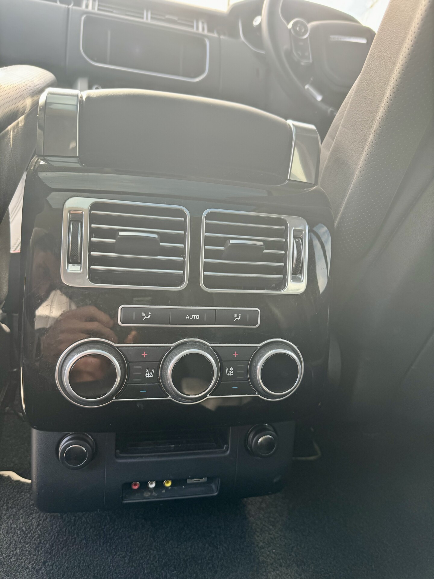 Range Rover Vogue Autobiography SDV8