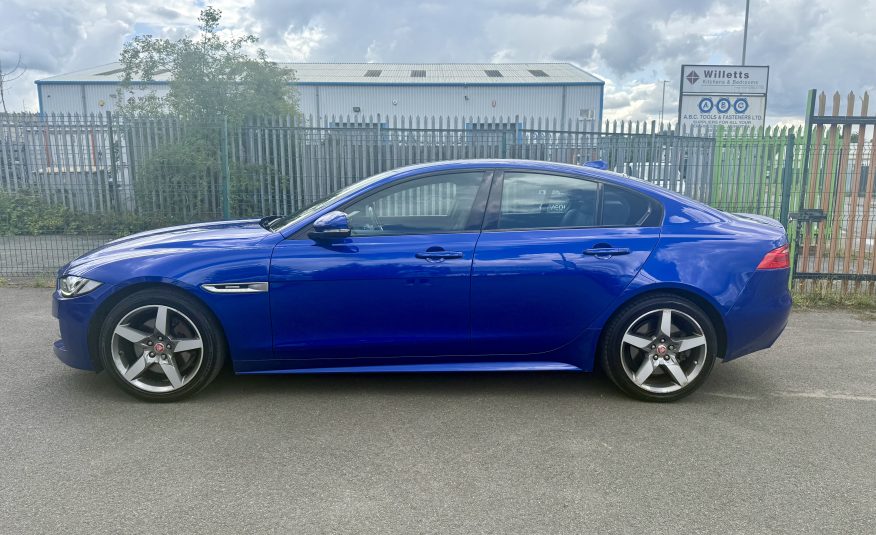 Jaguar XE 2.0i GPF R-Sport
