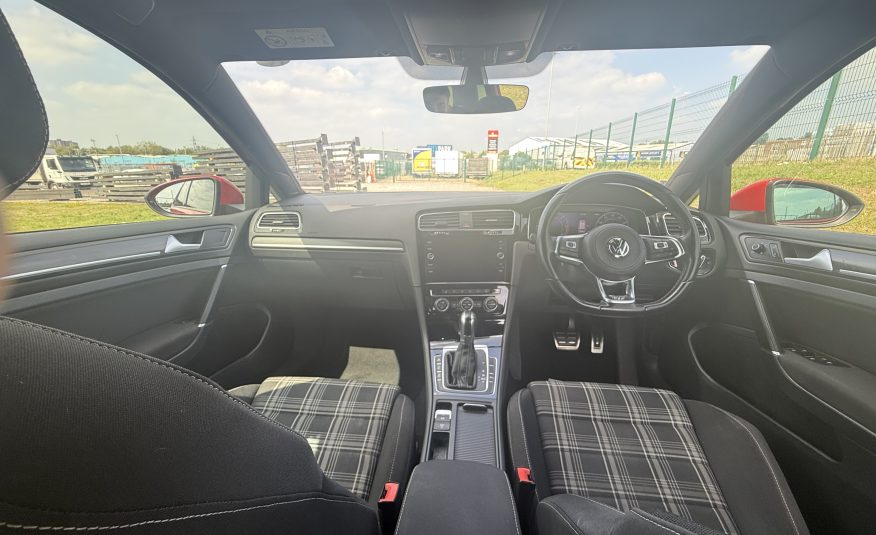 Volkswagen Golf 2.0 TDI GTD DSG