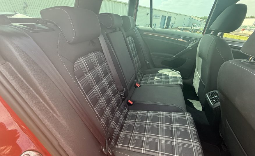 Volkswagen Golf 2.0 TDI GTD DSG