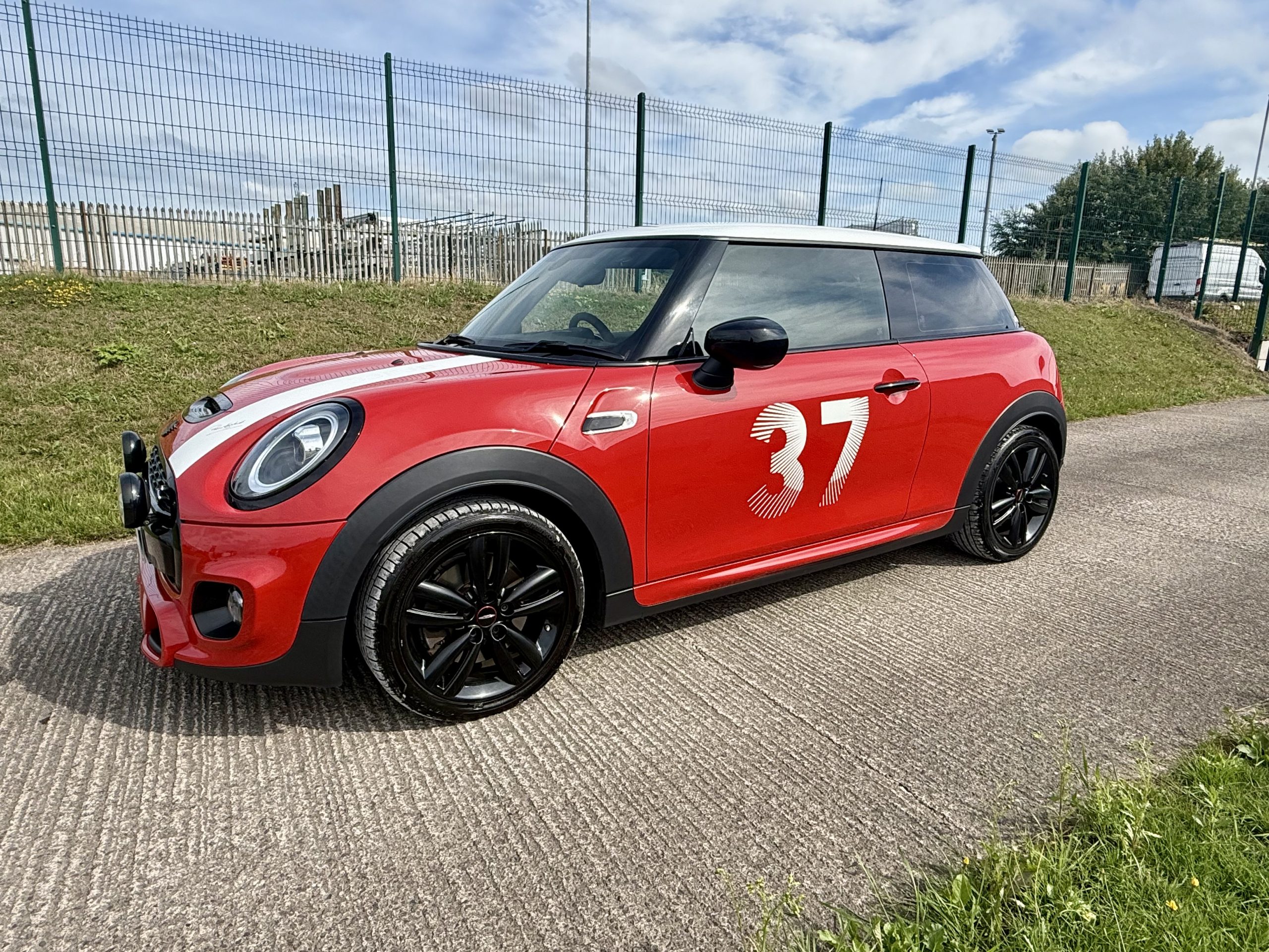 MINI Hatch 2.0 Cooper S Paddy Hopkirk Edition
