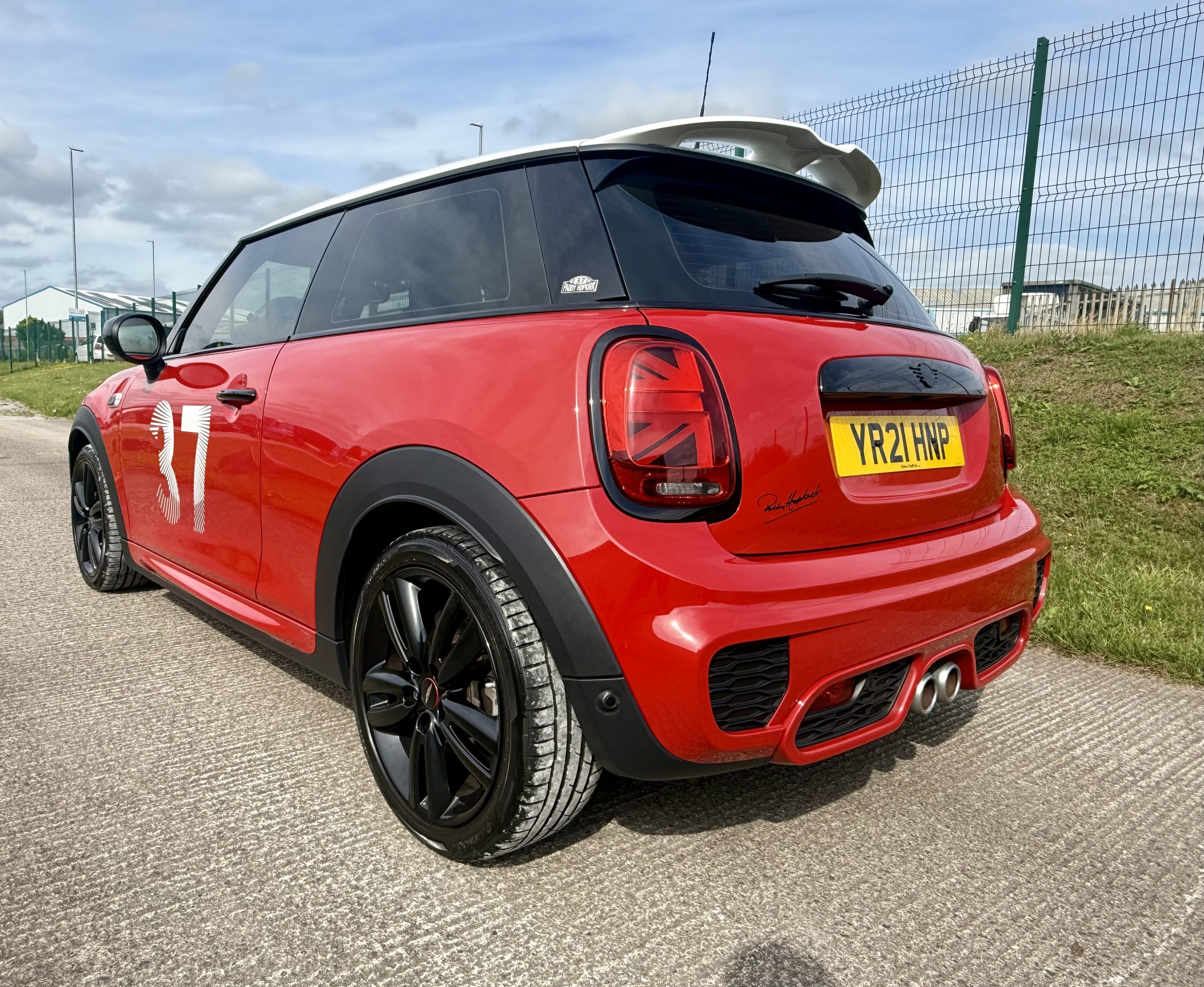 MINI Hatch 2.0 Cooper S Paddy Hopkirk Edition