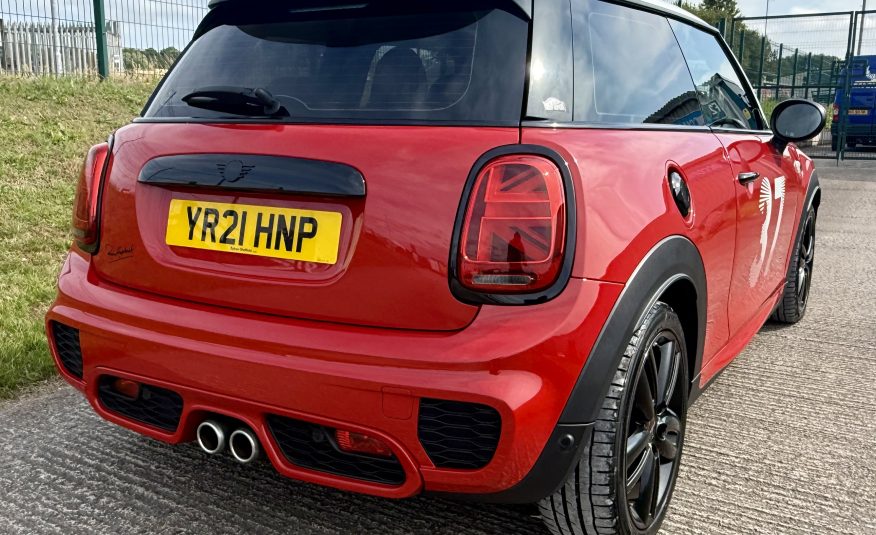 MINI Hatch 2.0 Cooper S Paddy Hopkirk Edition