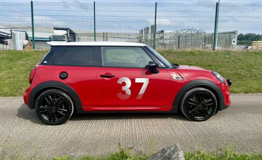 MINI Hatch 2.0 Cooper S Paddy Hopkirk Edition
