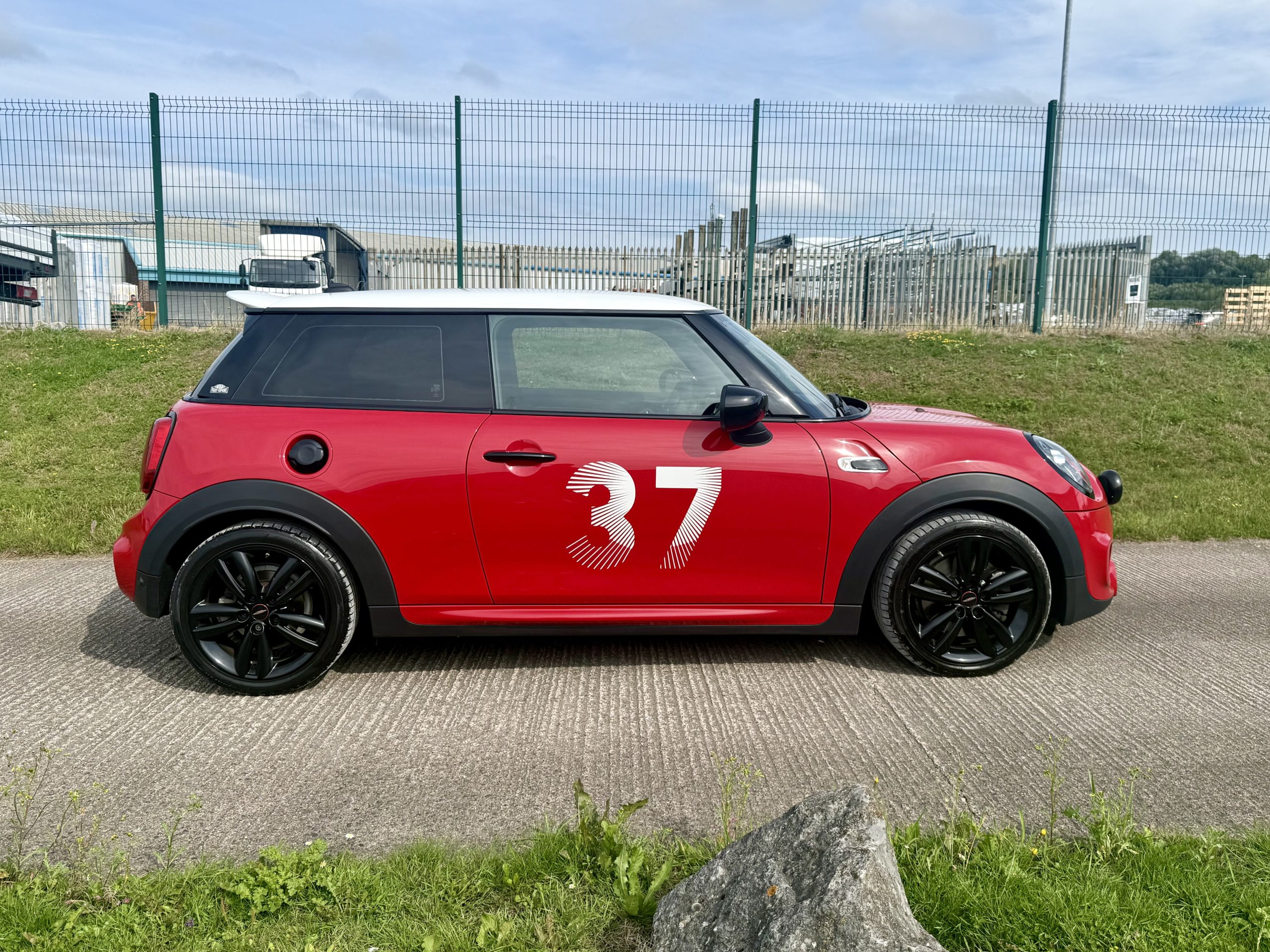 MINI Hatch 2.0 Cooper S Paddy Hopkirk Edition