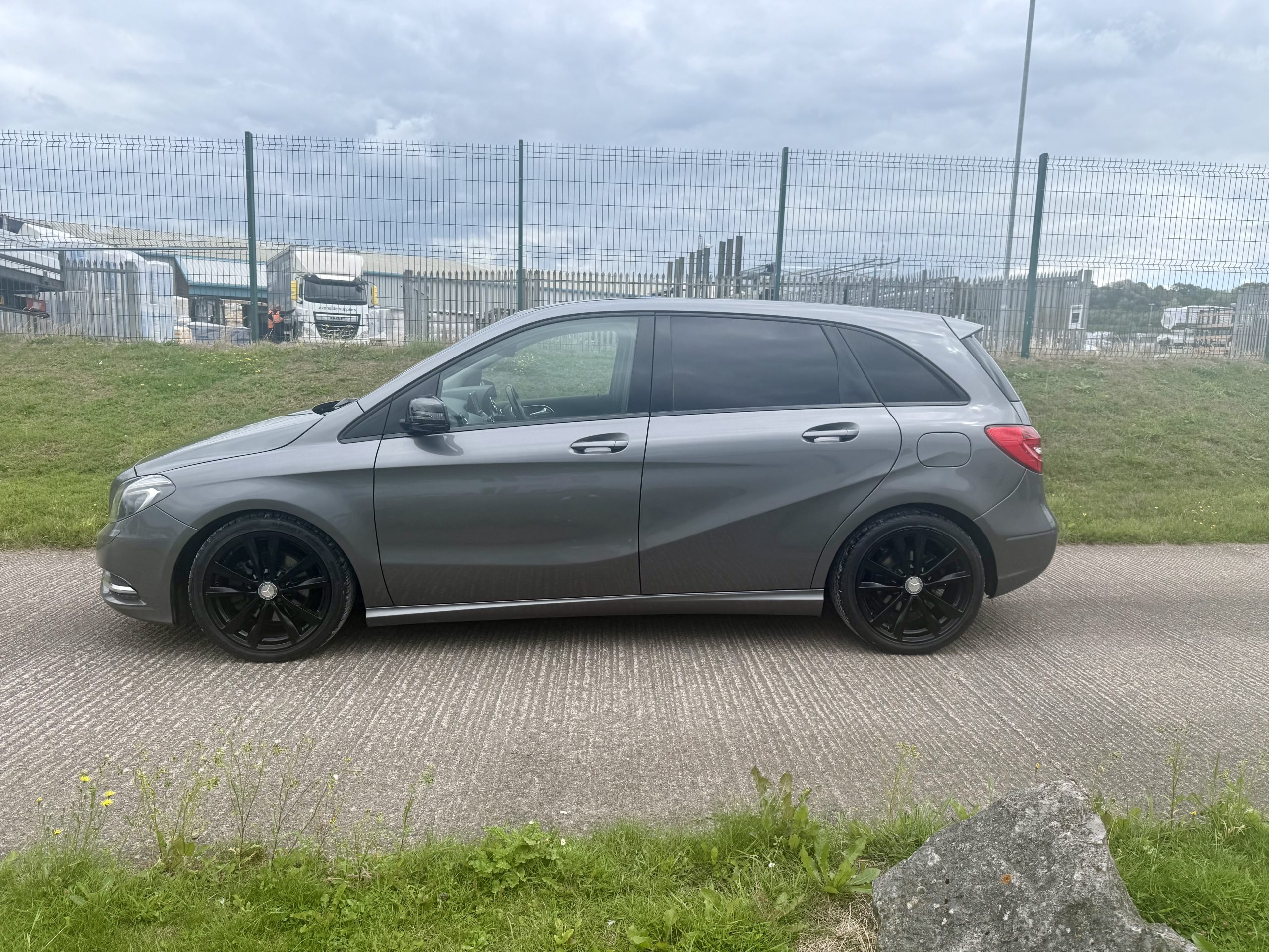 Mercedes-Benz B Class
